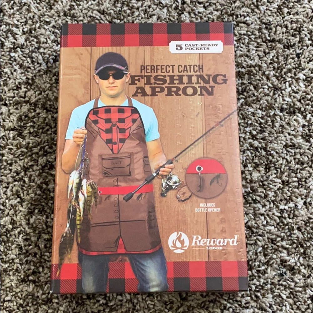 ❤️Perfect catch fishing apron new in box